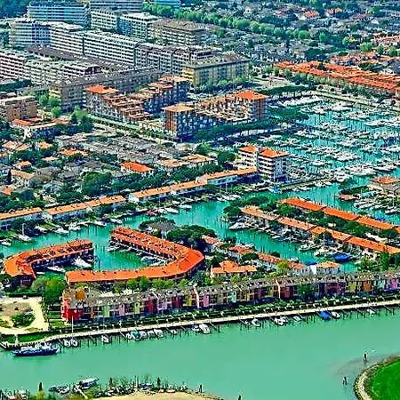 For 5 People Near The Appartamento Caorle